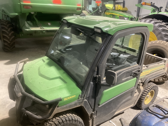 2023 John Deere XUV 835R - Photo2