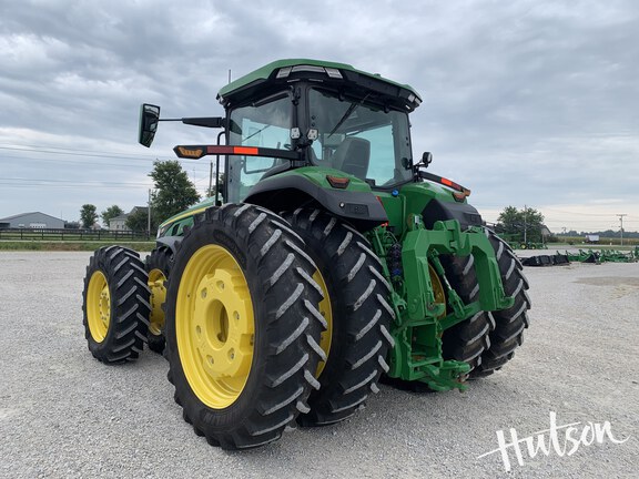 Photo of 2025 John Deere 8R 340