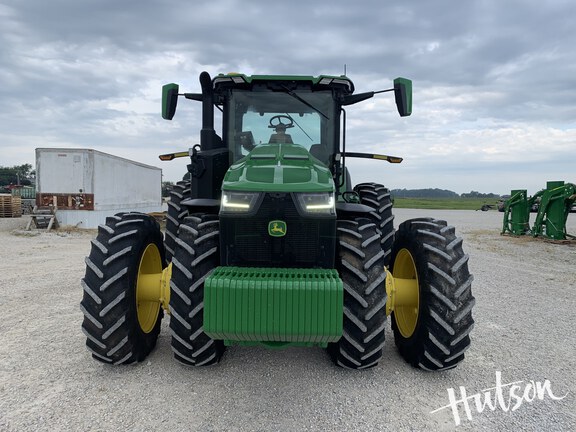 Photo of 2025 John Deere 8R 340