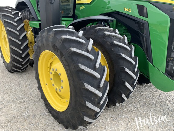 Photo of 2025 John Deere 8R 340