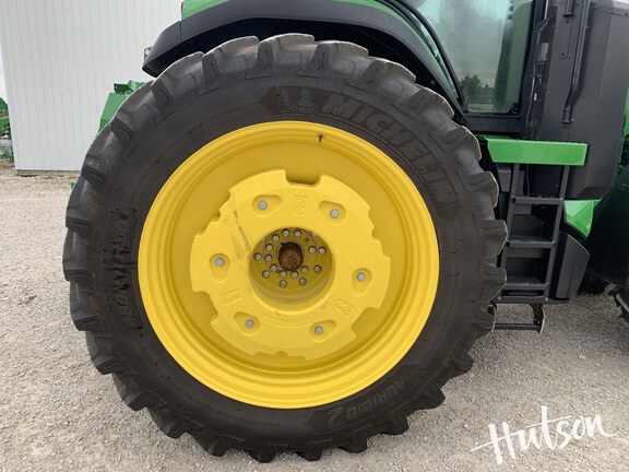 Photo of 2025 John Deere 8R 340