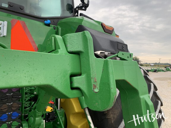 Photo of 2025 John Deere 8R 340