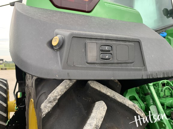 Photo of 2025 John Deere 8R 340
