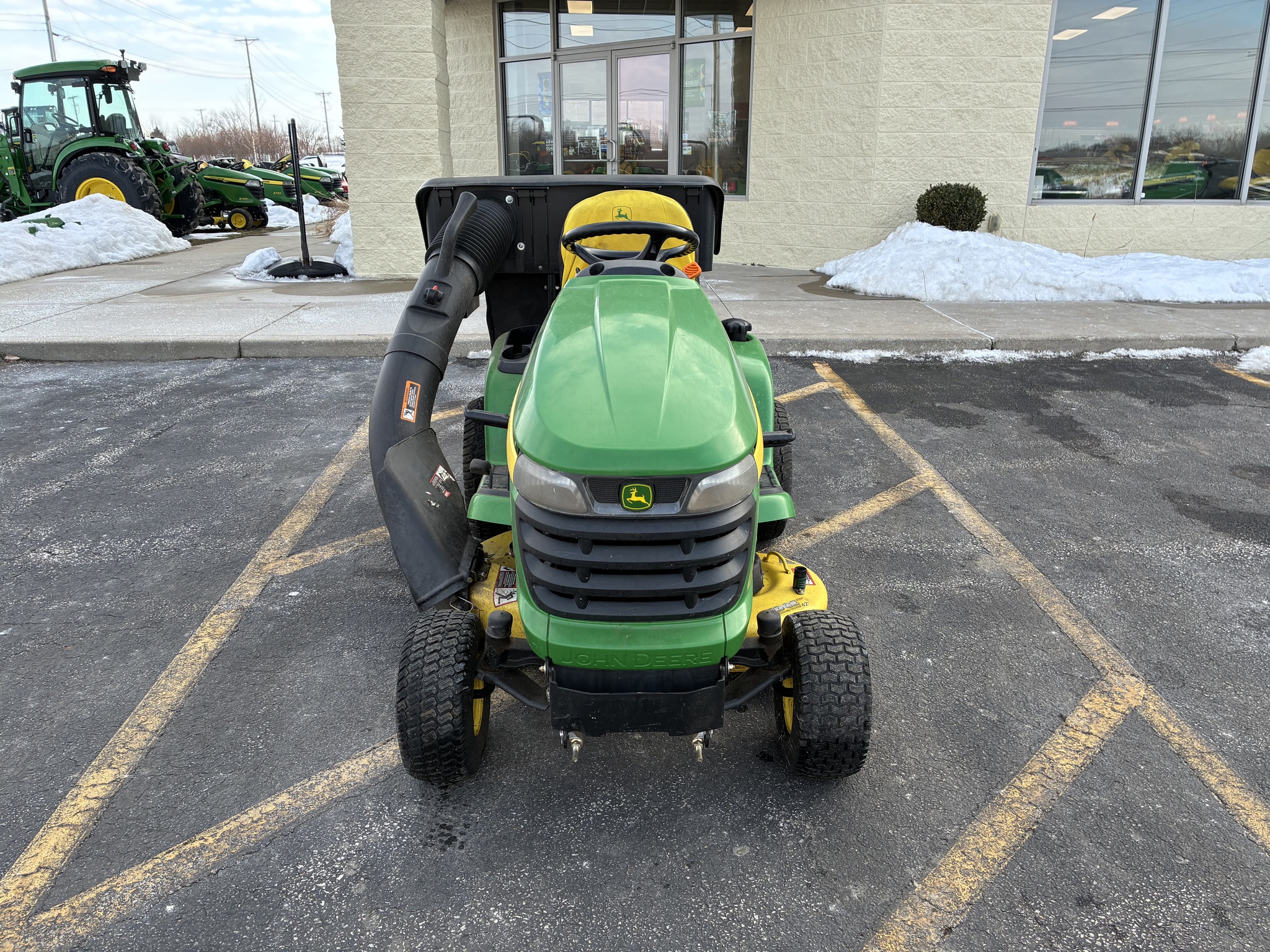 2008 John Deere X304 Image 8