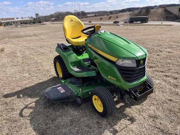 2024 John Deere X590 - Photo3