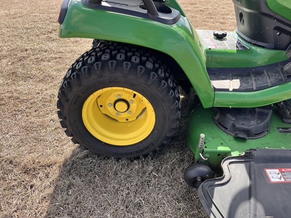 2024 John Deere X590 - Photo13