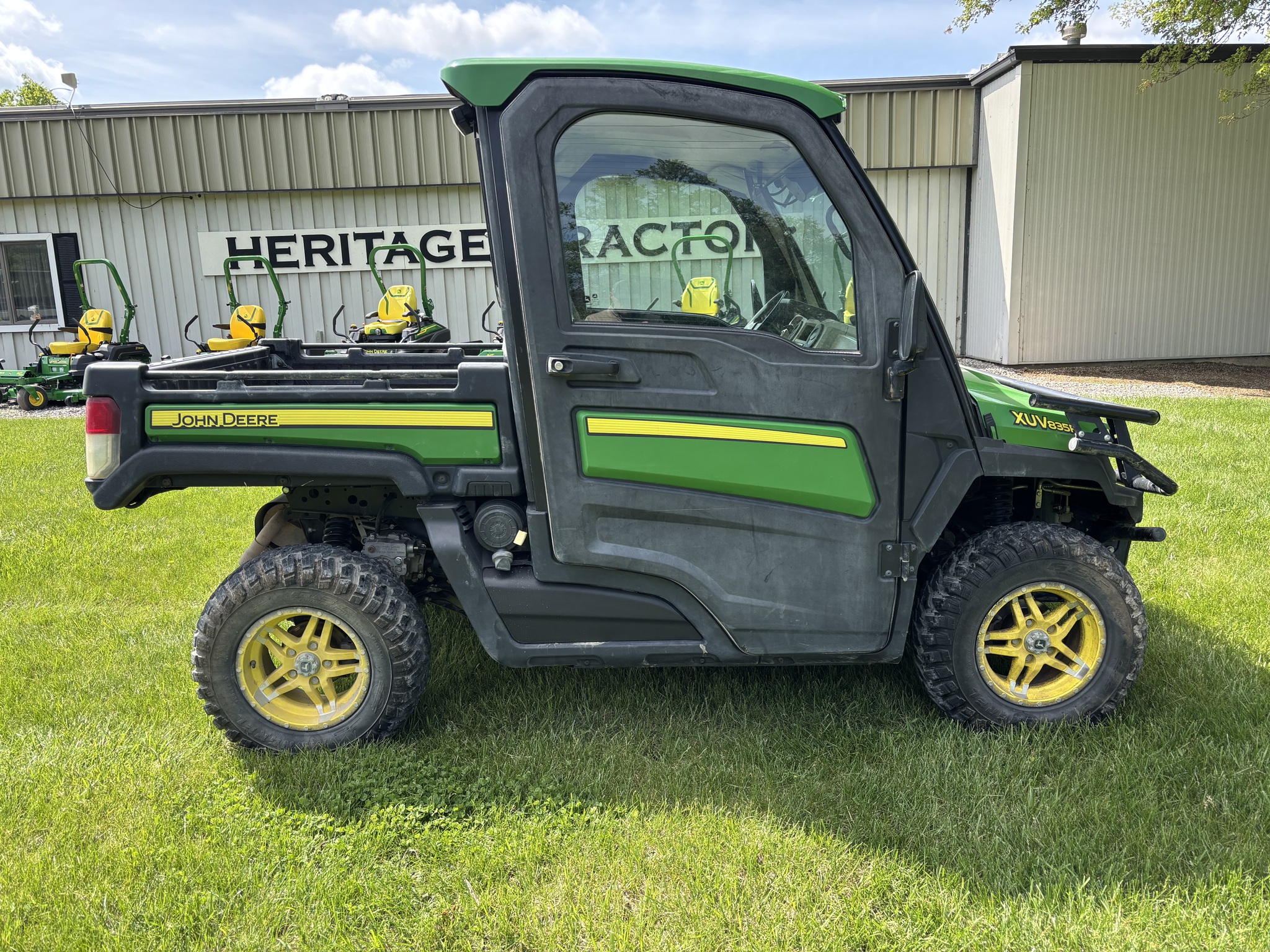  2020 John Deere XUV 835R at Heritage Tractor in Atchison, KS