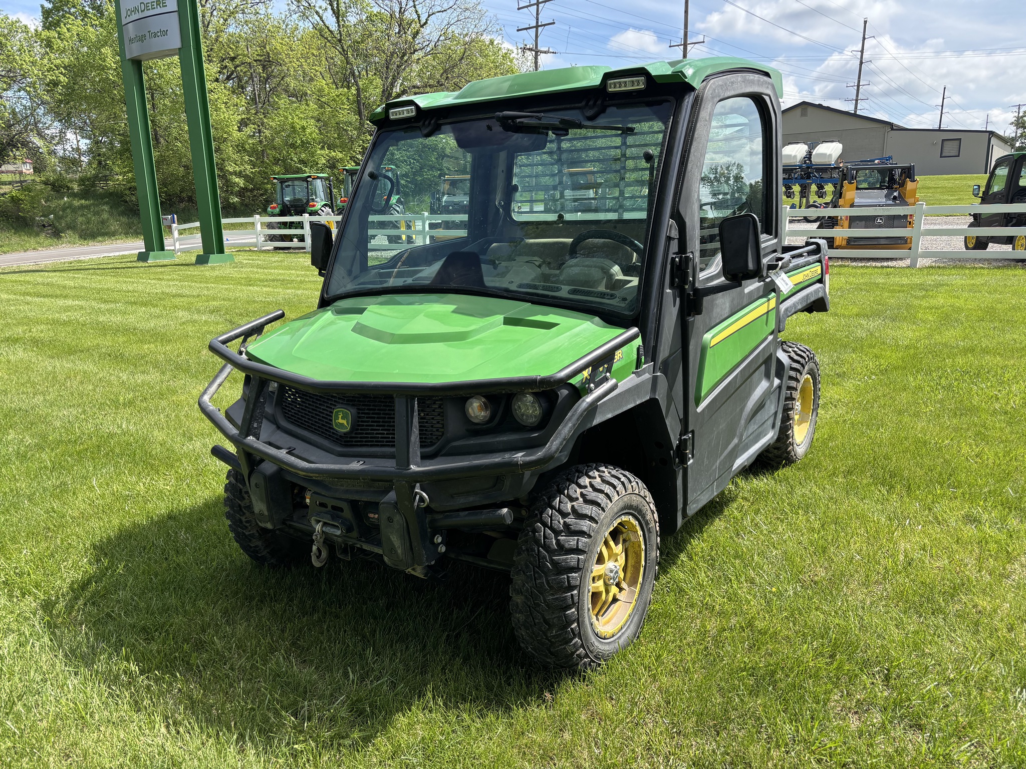  2020 John Deere XUV 835R at Heritage Tractor in Atchison, KS