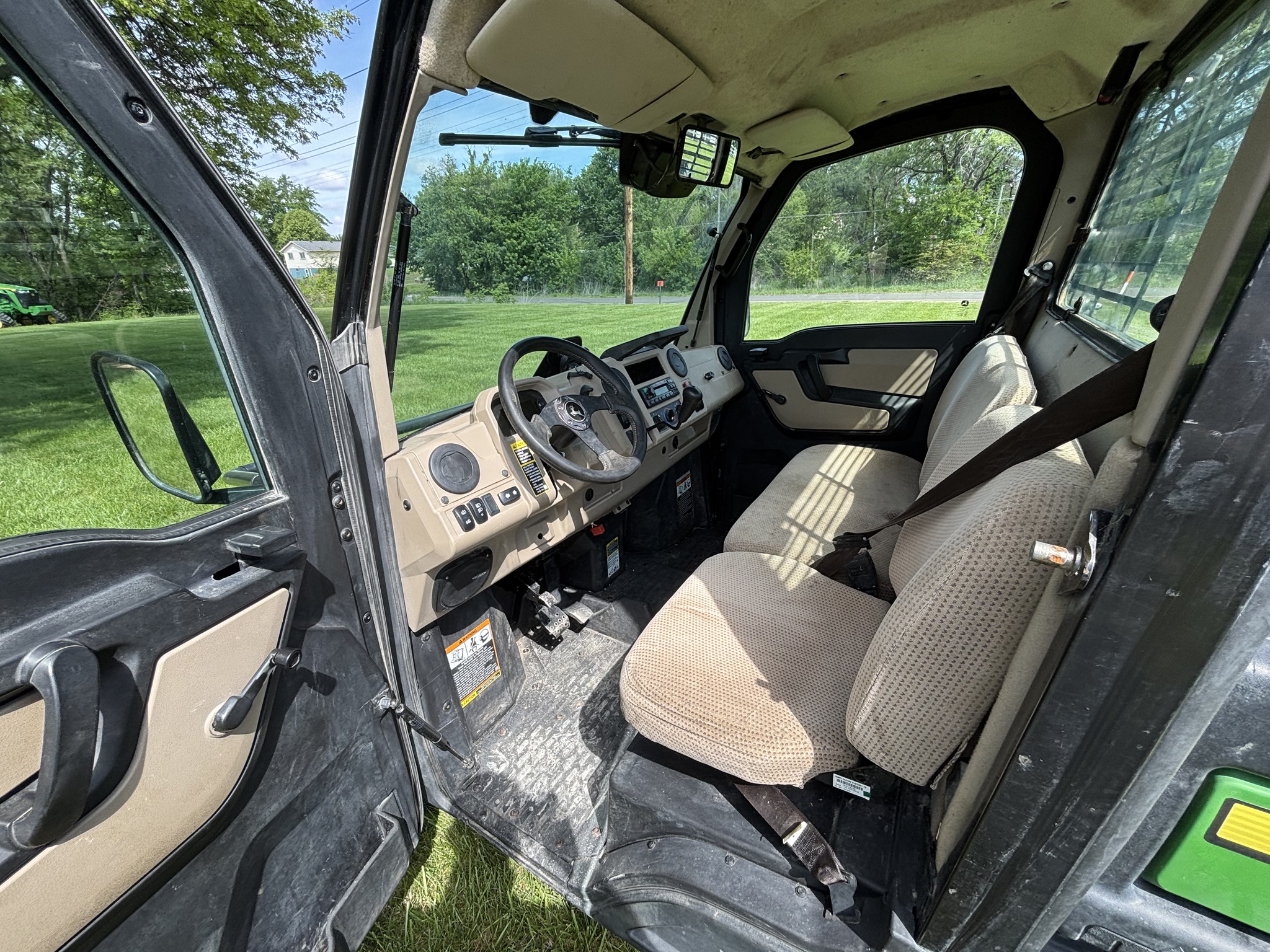  2020 John Deere XUV 835R at Heritage Tractor in Atchison, KS