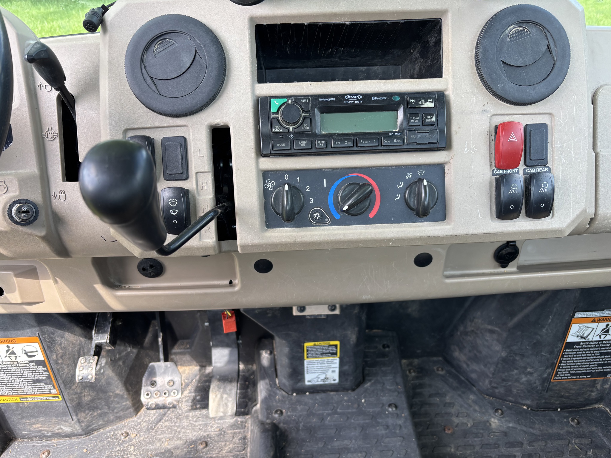  2020 John Deere XUV 835R at Heritage Tractor in Atchison, KS