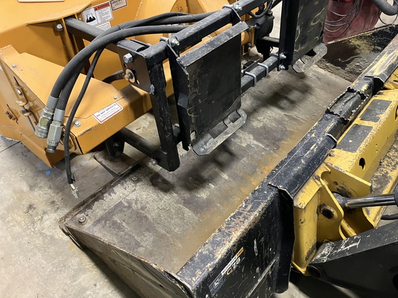 2011 John Deere 326D - Photo11