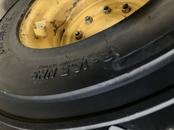 2011 John Deere 326D - Photo14