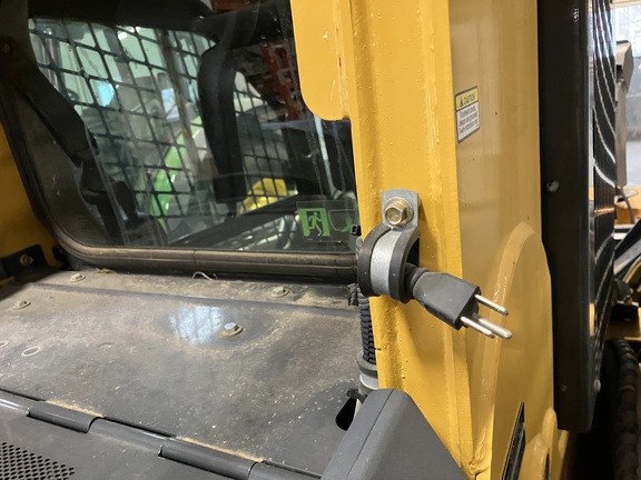 2011 John Deere 326D - Photo19