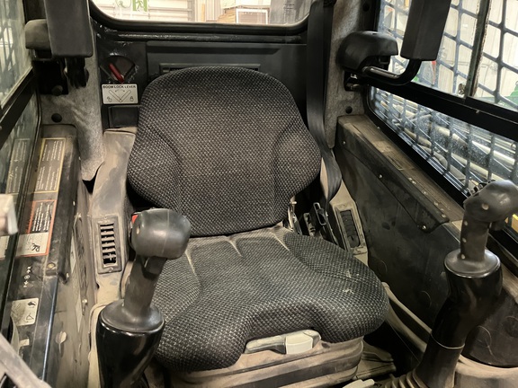 2011 John Deere 326D - Photo21