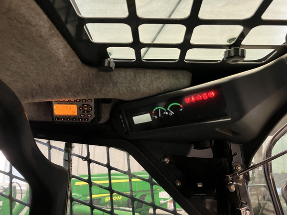 2011 John Deere 326D - Photo25