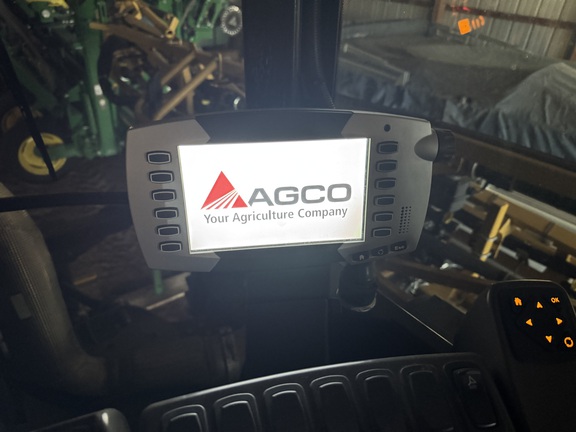 2014 RoGator RG900 - Photo8