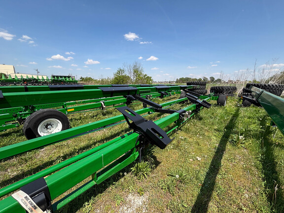 Used 2024 Unverferth AWS-52 Header carts at Koenig Equipment in Knightstown, IN - Photo2