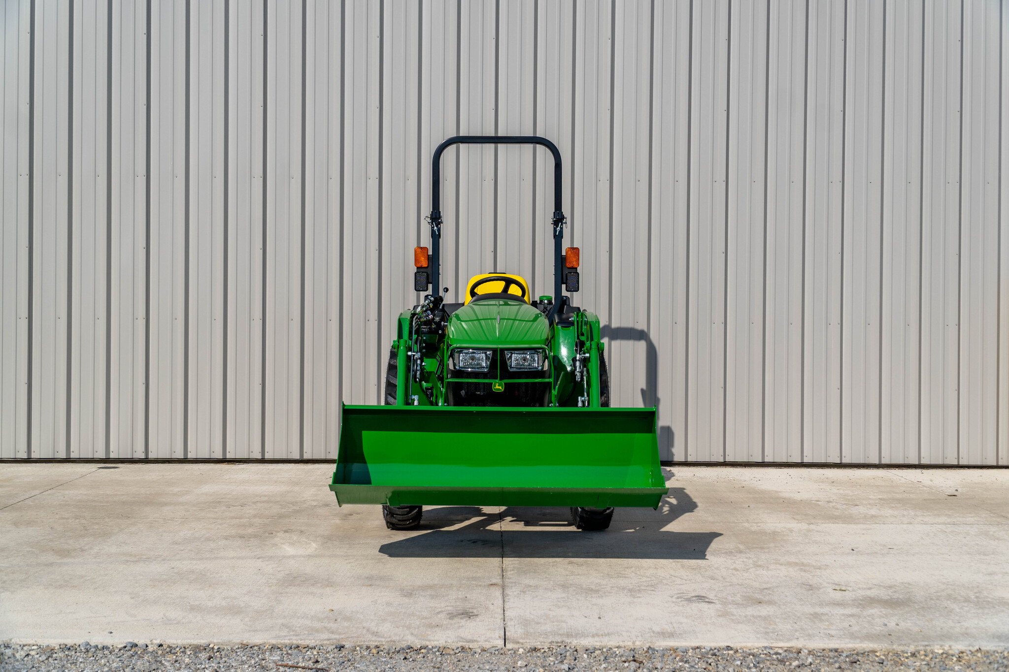 New In-Stock 2026 John Deere 3025E Compact Utility Tractors at Koenig Equipment in Germantown, OH - PhotoXL2