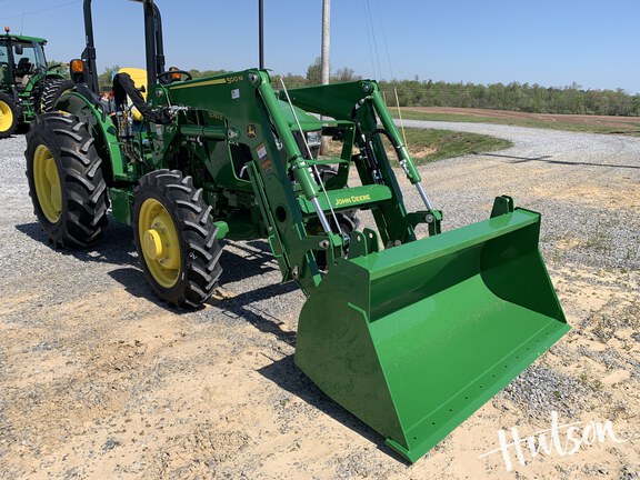 Photo of 2025 John Deere 5050E