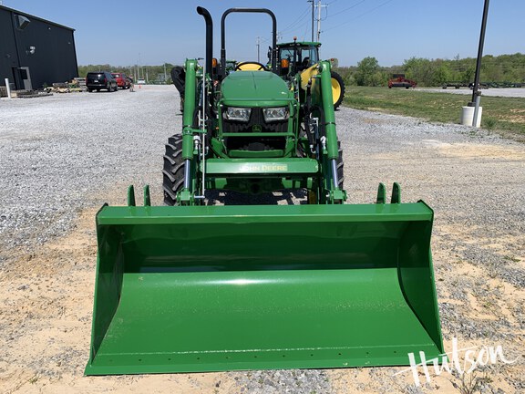 Photo of 2025 John Deere 5050E