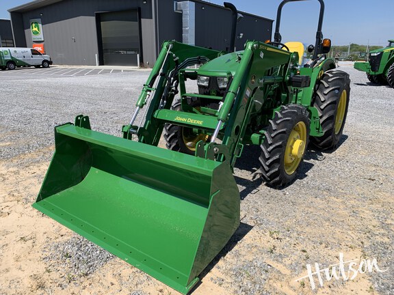 Photo of 2025 John Deere 5050E