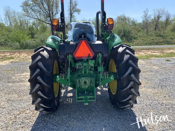 Photo of 2025 John Deere 5050E