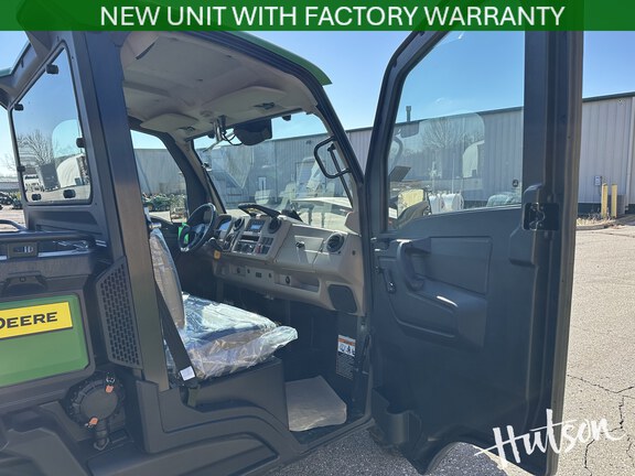 Photo of 2025 John Deere XUV 875R Premium Cab Diesel