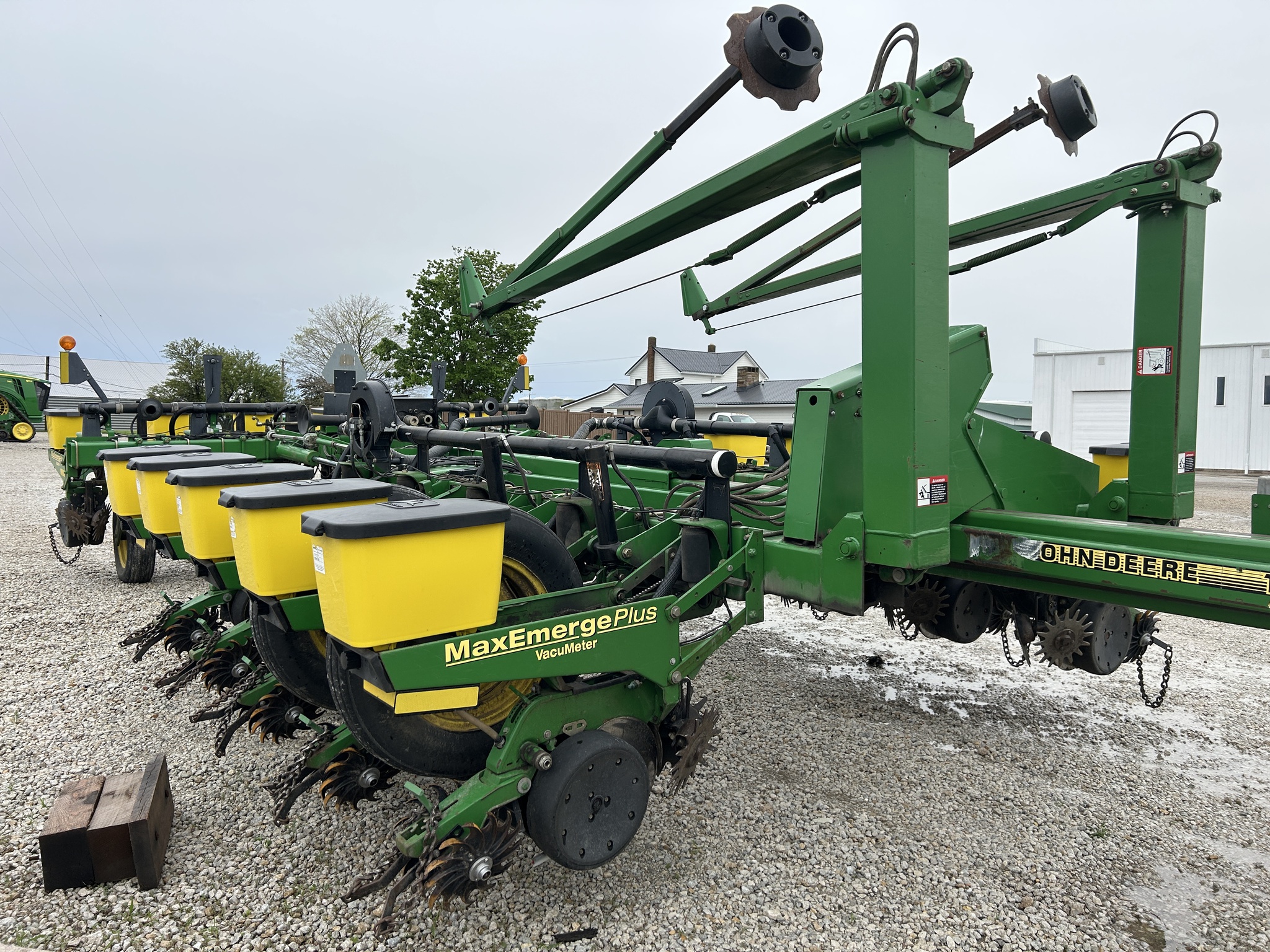  1998 John Deere 1770 at Heritage Tractor in Roanoke, IL