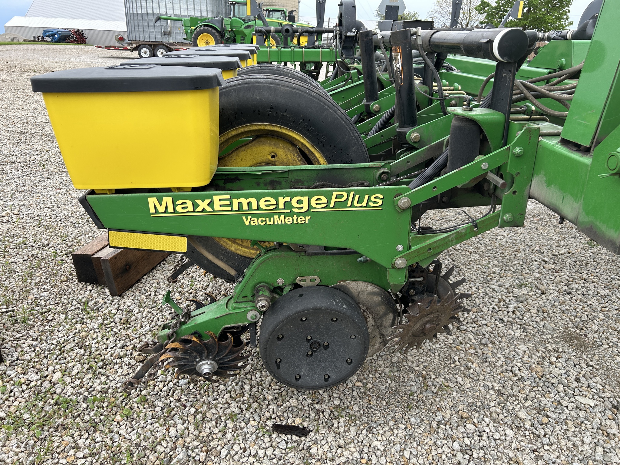  1998 John Deere 1770 at Heritage Tractor in Roanoke, IL