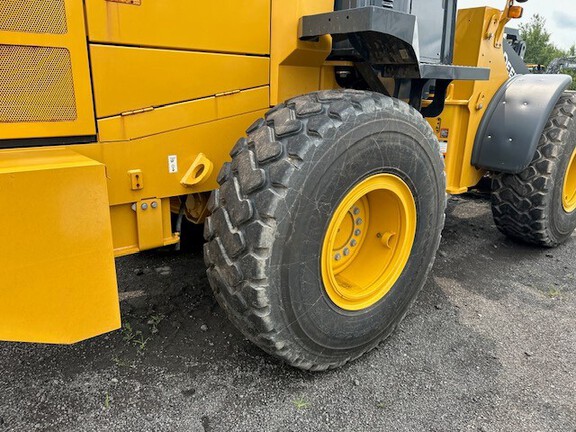 2024 John Deere 544 G