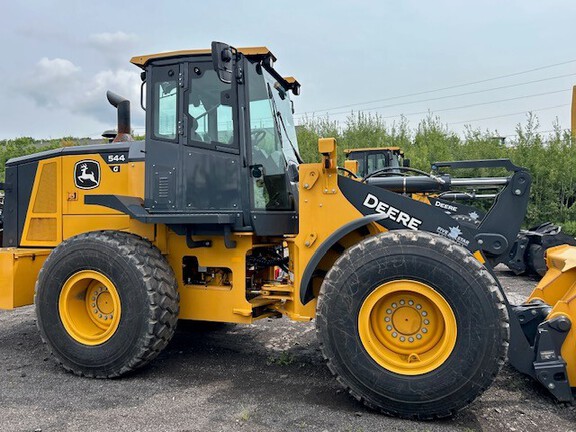 2024 John Deere 544 G