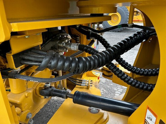 2024 John Deere 544 G