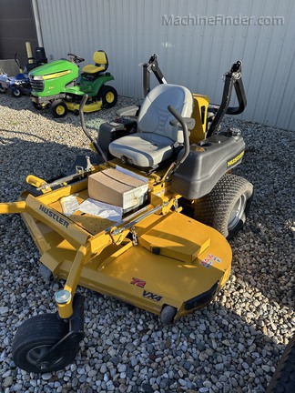 2014 Hustler Super Z | Zero-Turn Mowers | MachineFinder