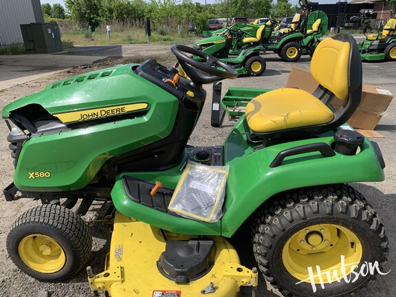 Photo of 2016 John Deere X580