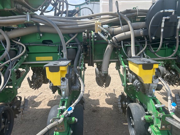 2023 John Deere 1775NT (7th thumbnail)