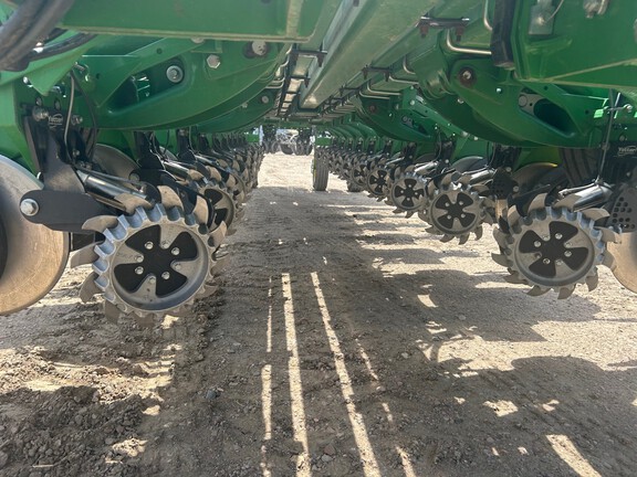2023 John Deere 1775NT (10th thumbnail)