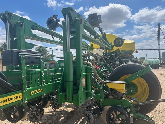 2023 John Deere 1775NT (11th thumbnail)