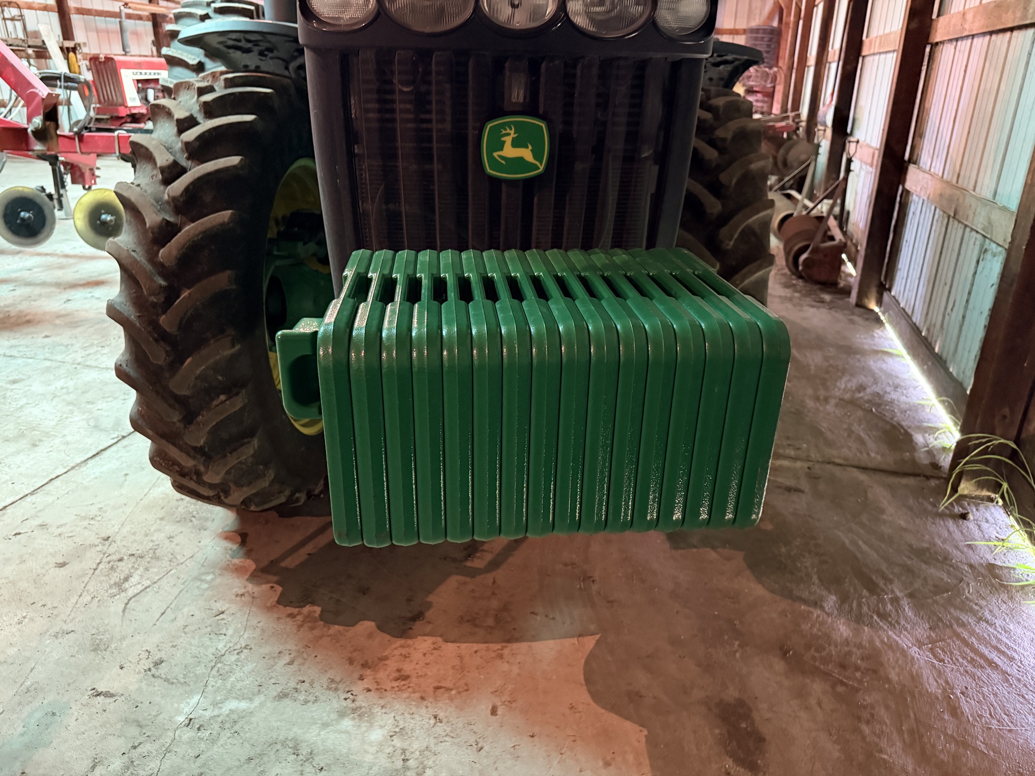 2009 John Deere 8330 Image 4