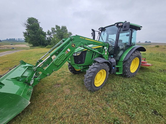 Photo of 2024 John Deere 5095M