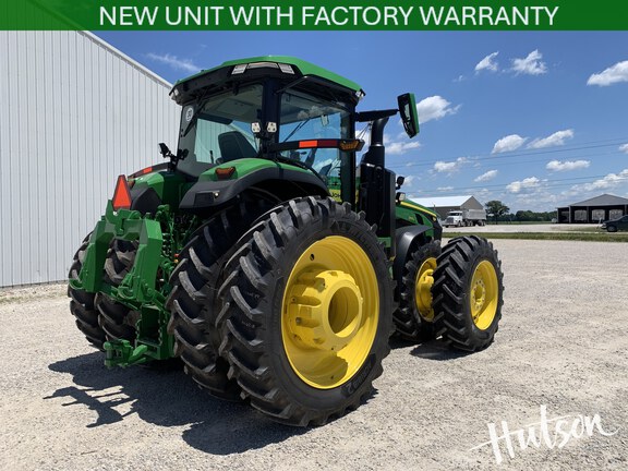 Photo of 2025 John Deere 8R 370