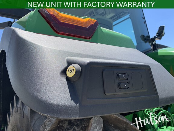 Photo of 2025 John Deere 8R 370