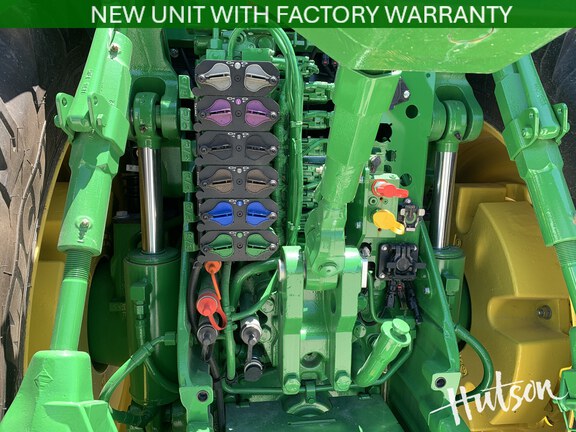 Photo of 2025 John Deere 8R 370