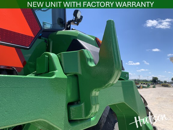 Photo of 2025 John Deere 8R 370