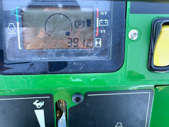2024 John-Deere Q850M