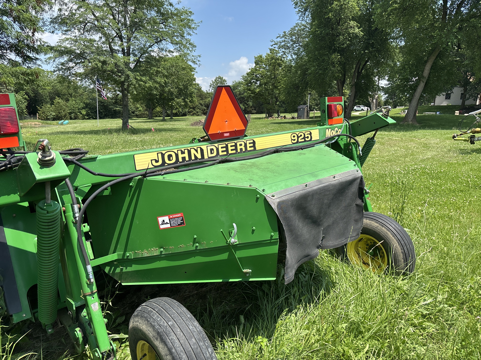 Used 2000 John Deere 925 Mower Conditioners at Koenig Equipment in Oxford, OH - PhotoXL2