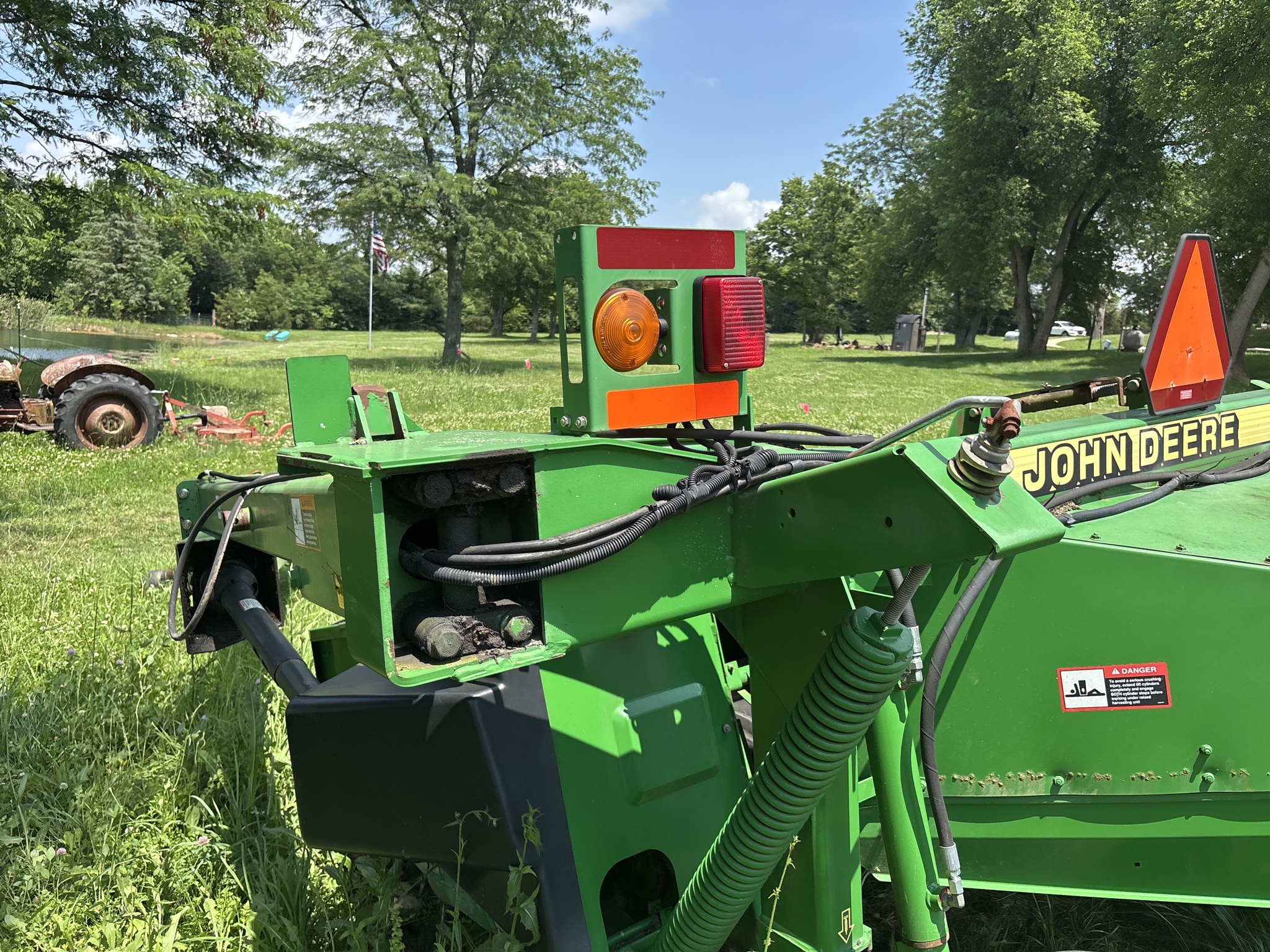 Used 2000 John Deere 925 Mower Conditioners at Koenig Equipment in Oxford, OH - PhotoXL13