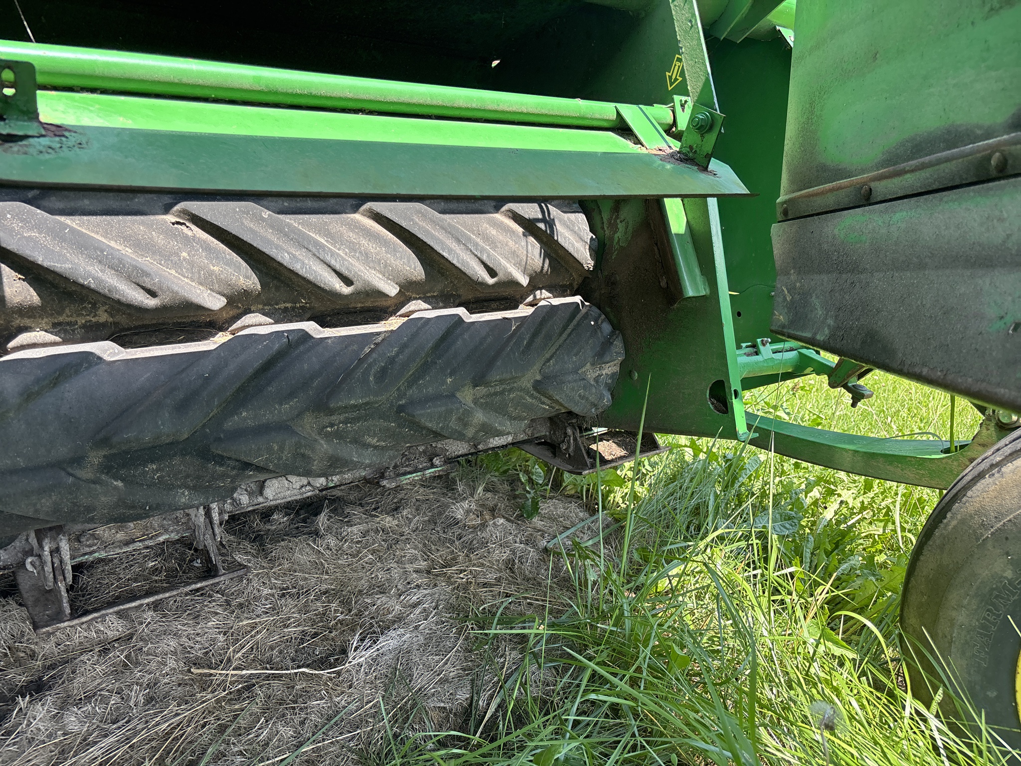 Used 2000 John Deere 925 Mower Conditioners at Koenig Equipment in Oxford, OH - PhotoXL16