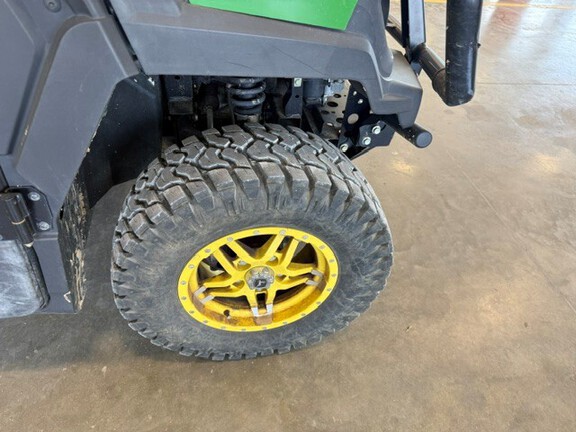 Photo of 2020 John Deere XUV 835R