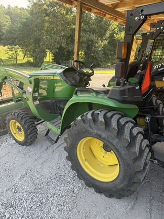 Photo of 2022 John Deere 3032E