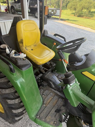 Photo of 2022 John Deere 3032E